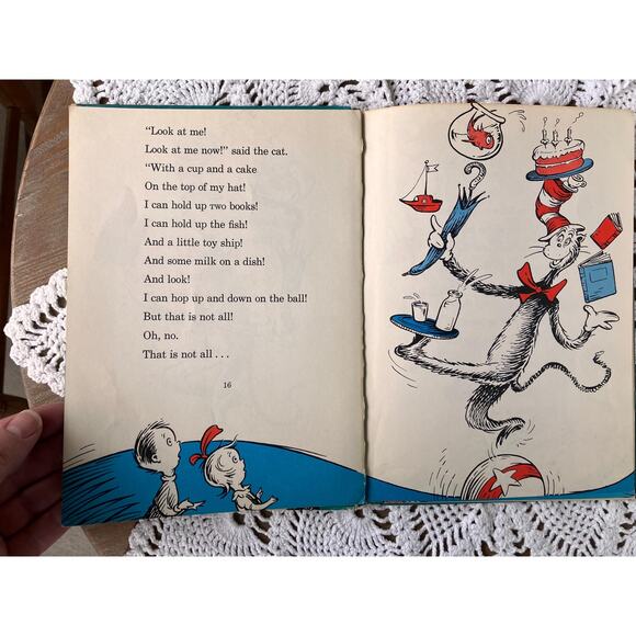 1957 Cat in the Hat Book: Vintage Dr. Seuss Children's Classic - Picture 7 of 8
